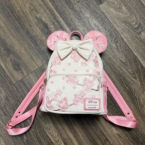 Loungefly special edition 🌸